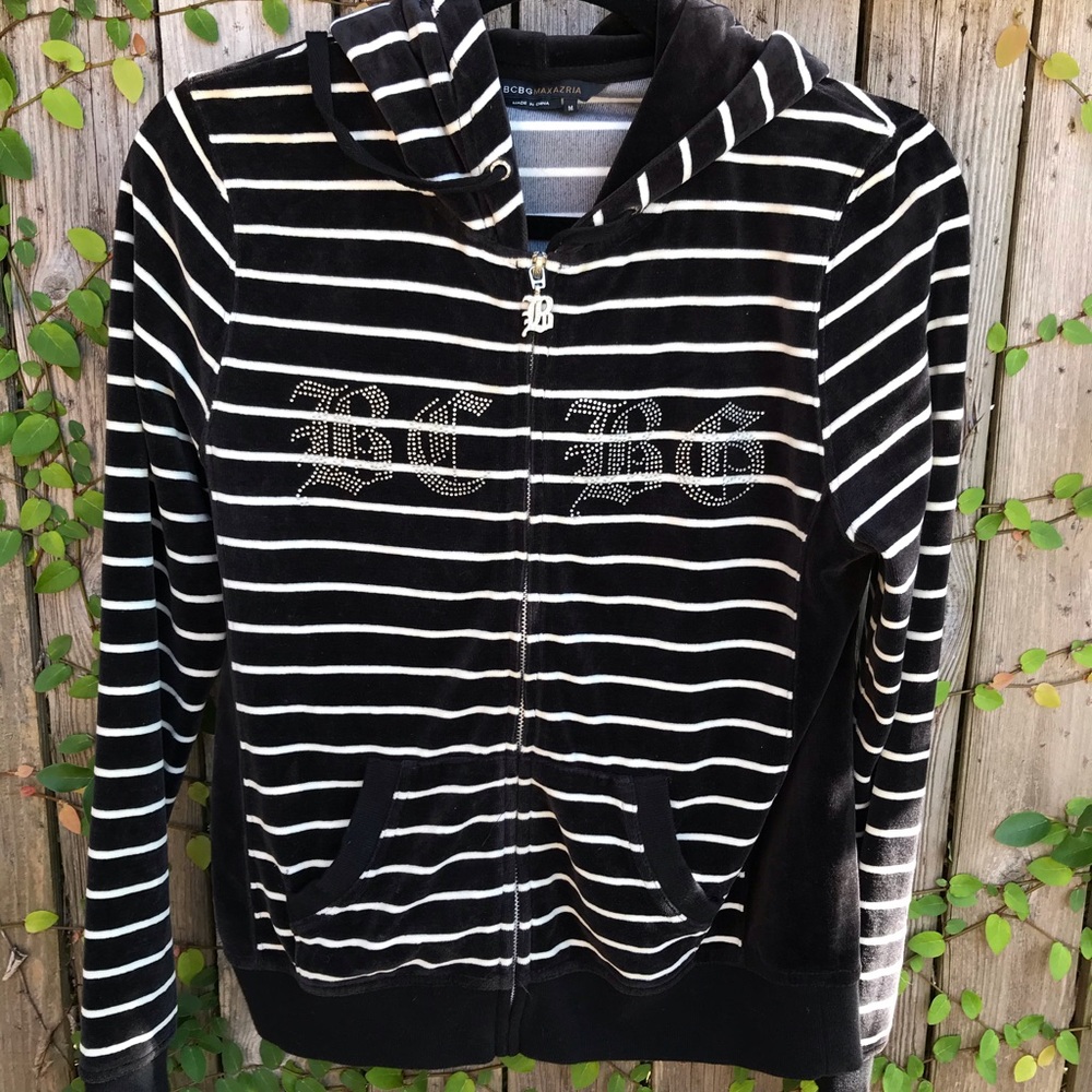 BCBG Maxazria Velour Hoodie w/Zipper. Sz M